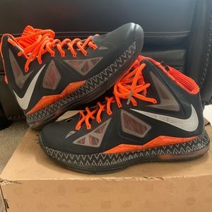 Lebron 10 BLACK HISTORY MONTH